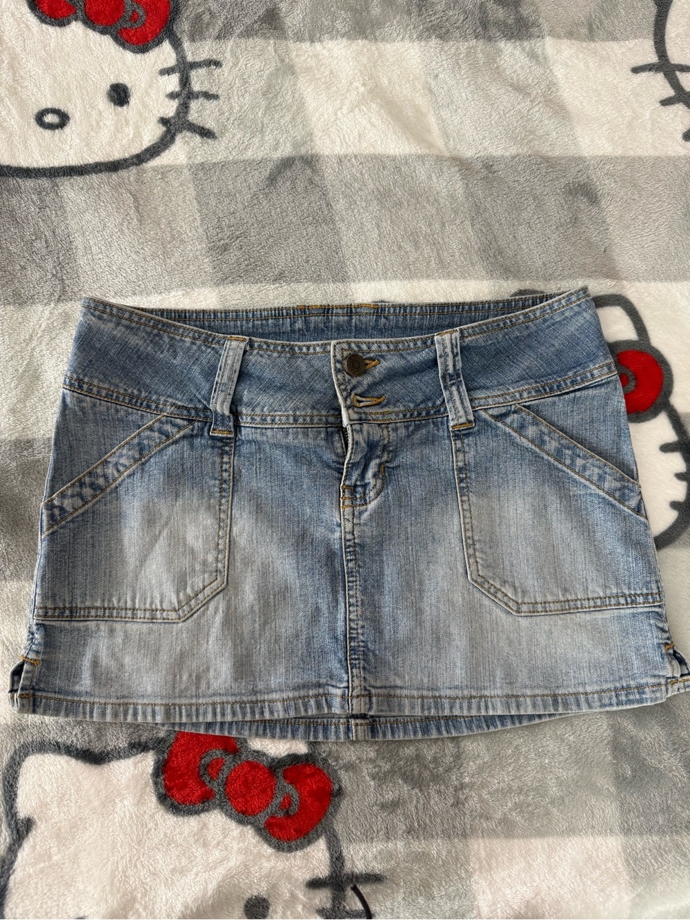 Vintage Y2K Abercrombie & Fitch low rise blue denim mini skirt
